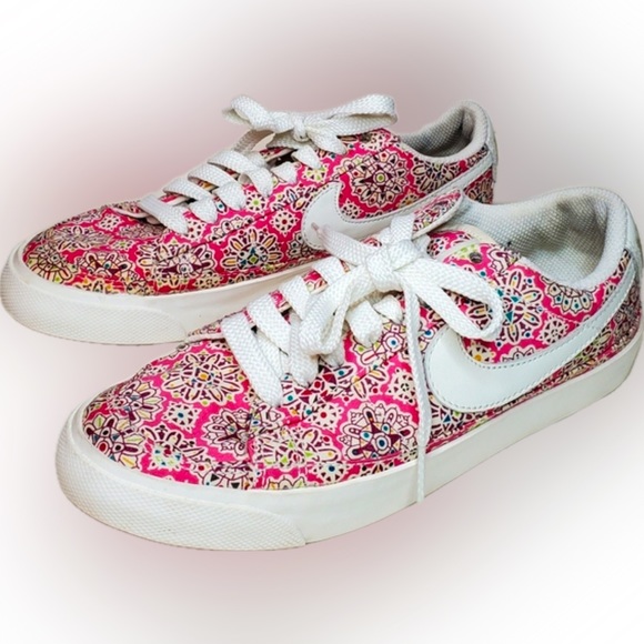 nike blazer low flower